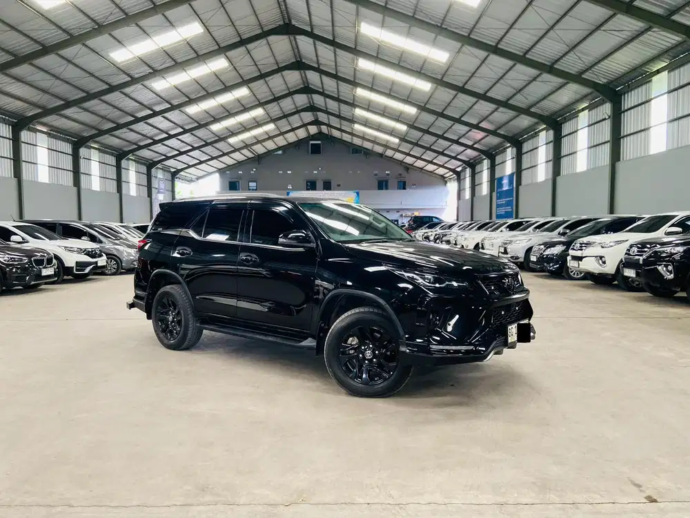 Toyota Fortuner 2.8 GR TSS Aero Package 2024 / 2025 AT Matic