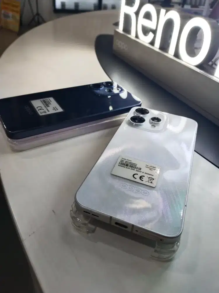 RENO 15F 8/256 FREE OPPO CARE SENILAI 800K