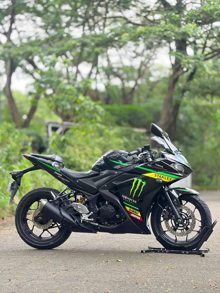 YAMAHA R25 V1 HITAM MONSTER 2015 KM LOW PAJAK PANJANG GAS BRUTAL
