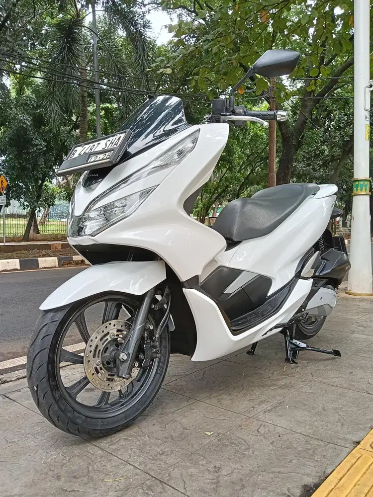 DIJUAL CASH HONDA PCX 150 CBS ISS THN 2018 PJK IDUP