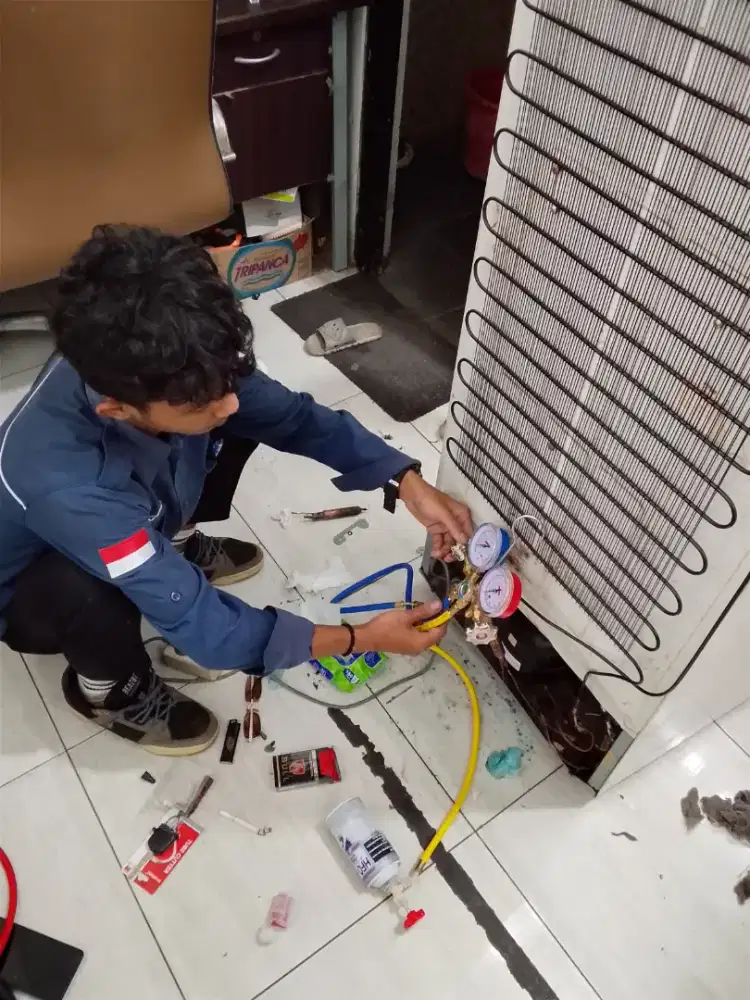 Service elektronik panggilan, kulkas, AC, mesin cuci, dll.