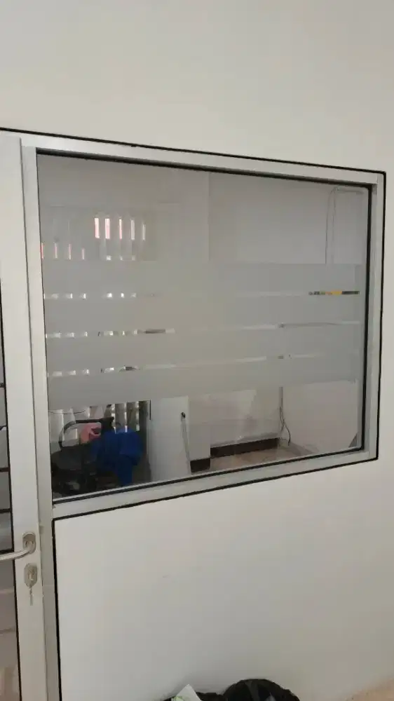 Sticker kaca sandblasting stiker buram ice motif garis lurus sekatan