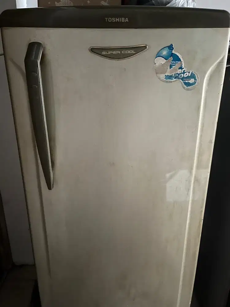 Freezer Toshiba 6 Rak Super Cool