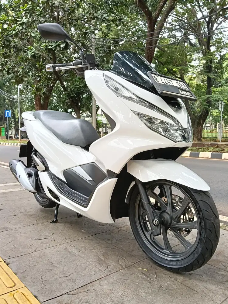 DP MINIM 3JTA CASH KREDIT HONDA PCX 150 CBS ISS THN 2018 PJK IDUP