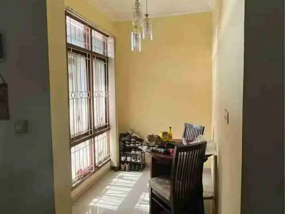 Rumah Minimalis 2 Lantai Dalam Komplek Puri Dago Antapani