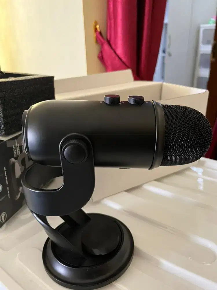 YETI MICROPHONE PROFESSIONAL ULTIMATE BLACKOUT