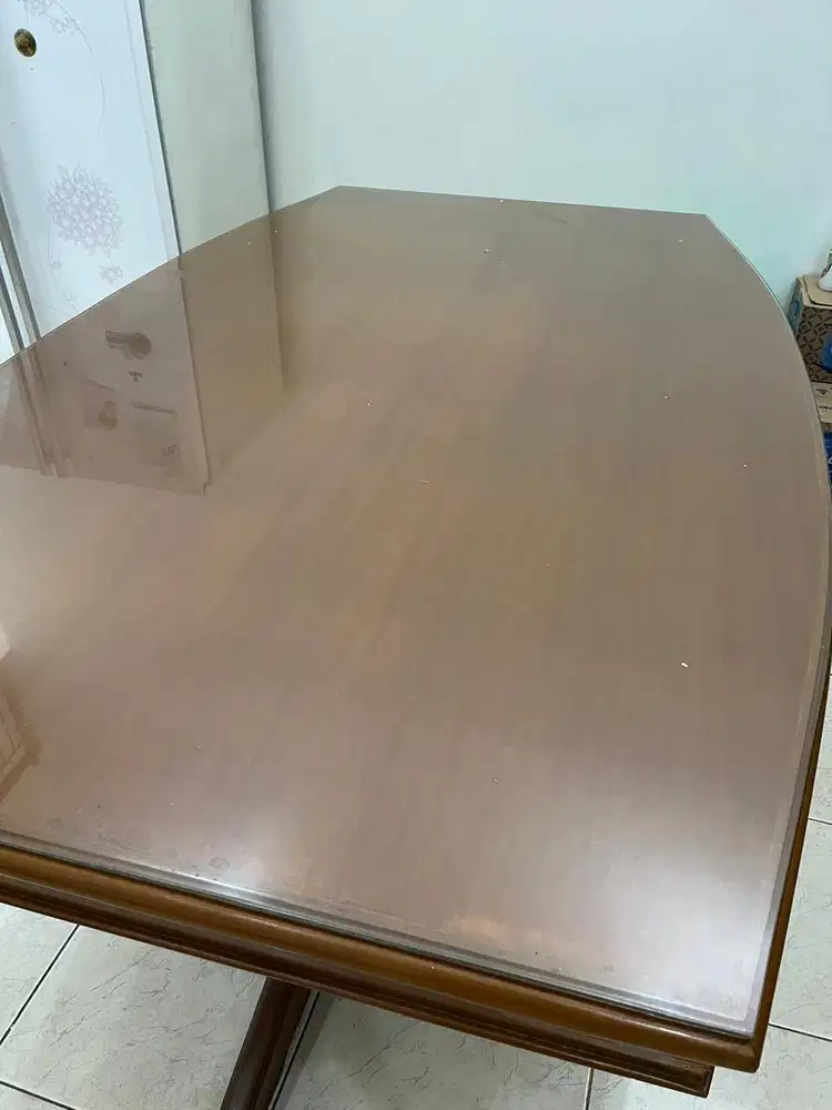 Meja Makan Kayu Solid