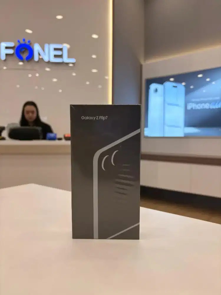 Samsung Z Flip 7 12/256