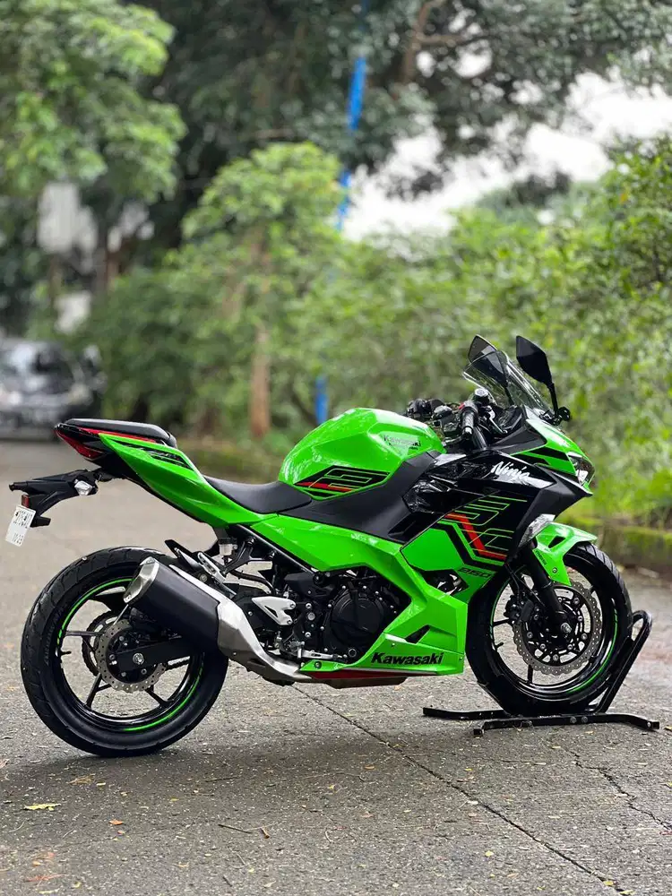 KM 1K AJA! KAWASAKI NEW NINJA 250 FI ABS KRT KEYLESS 2024 TAX ON MULUS