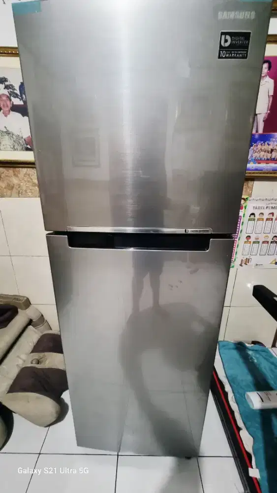 Kulkas 2 pintu Samsung inverter
