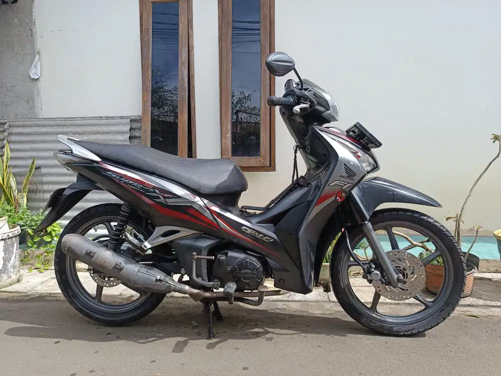 Honda supra helmin 2013 lengkap bagus