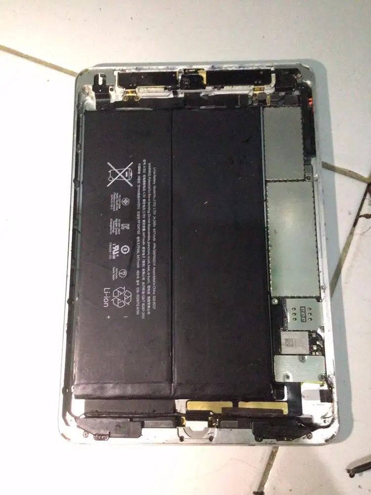 Jual cepat ipad mini 2 minus mesin, FMI off