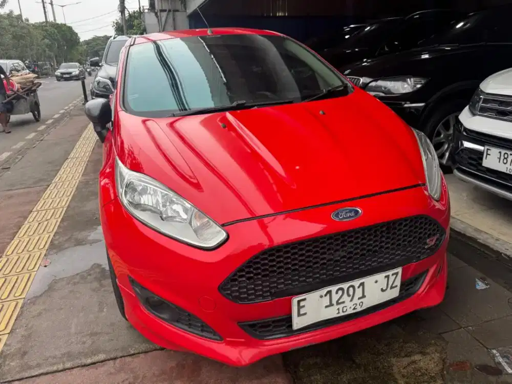 Ford ecoboost 1000cc turbo tg 2014 AT siap pakai
