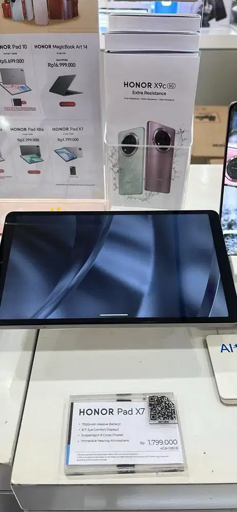 Pad X7 4+4/128 snapdragon 8core