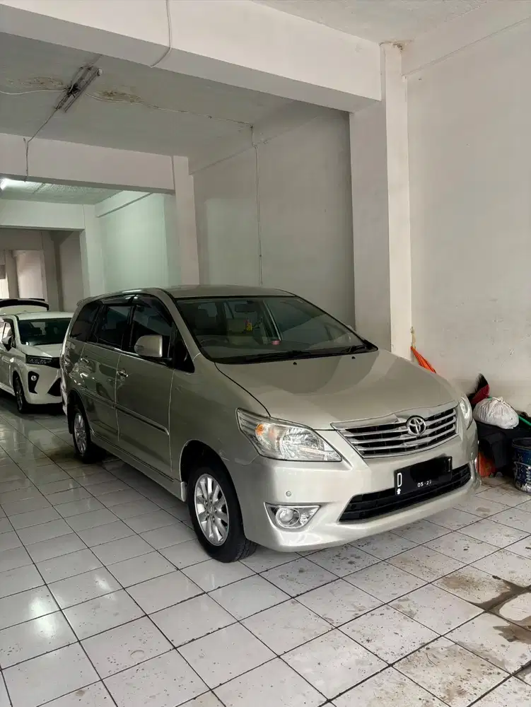 Km 72rb Toyota Innova V AT 2012 Istimewa Bensin Matic 2011 2013 G
