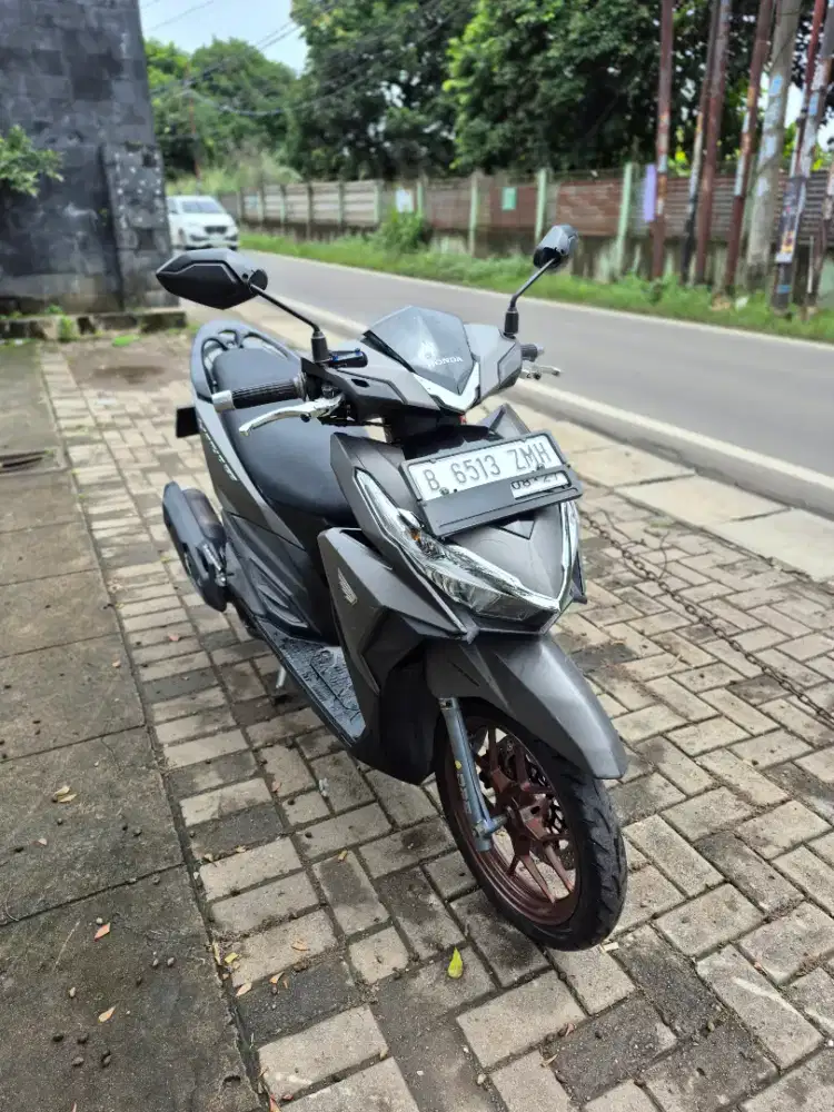 Dijual Honda Vario 150 LED old tahun 2017