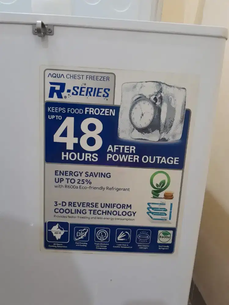 AQUA CHEST FREZEER