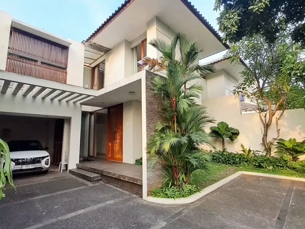 Dijual. Rumah Lux dan Modern Siap Huni di Kemang. Harus Lihat.