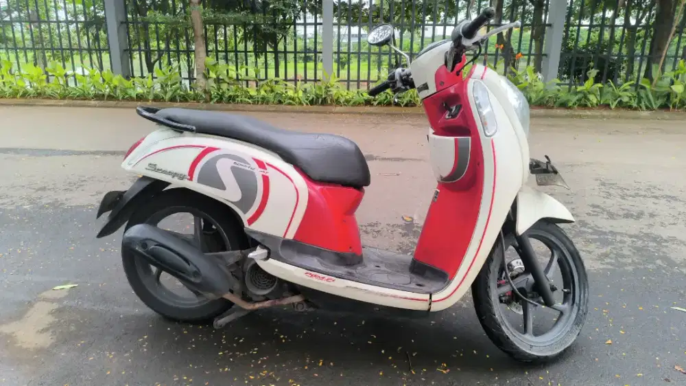 Jual Honda Scoopy FI 2013 Injeksi (Pajak Off 2023)