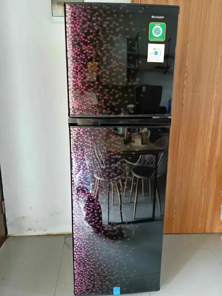 KULKAS 2 PINTU MASIH BAGUS BANGET, PEMAKAIAN BARU 1 TAHUN