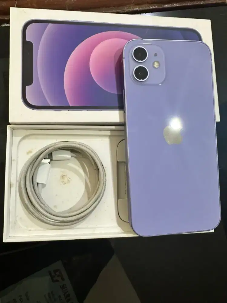 Iphone 12 128 resmi ibox pribadi