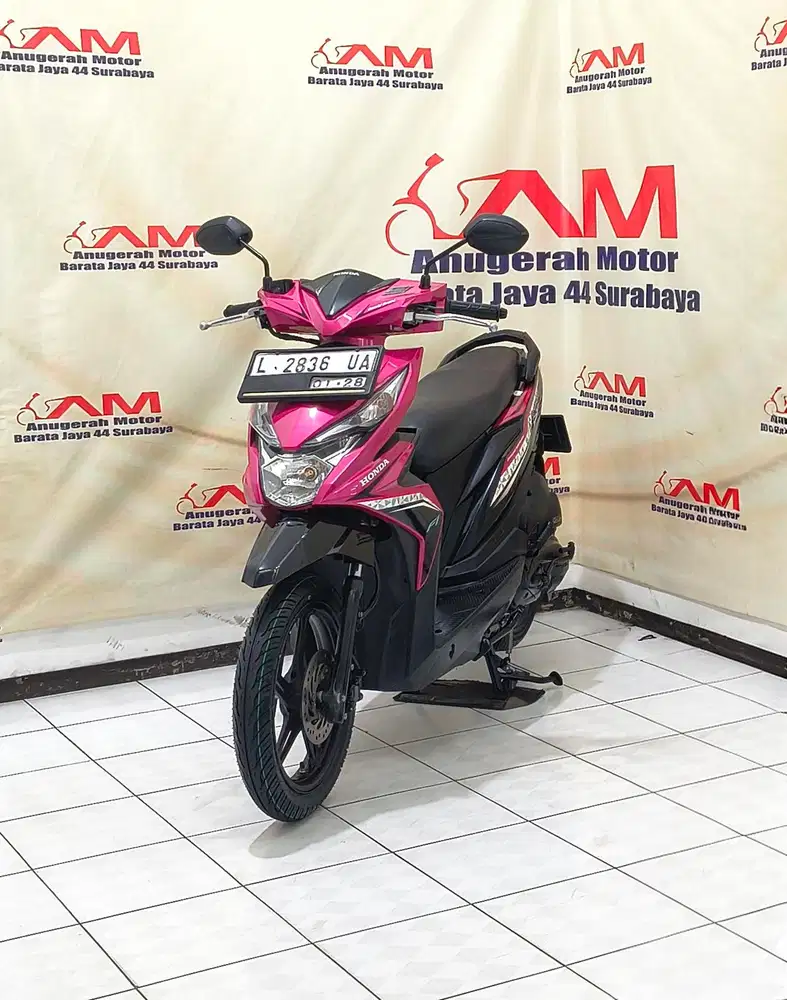 Honda Beat Eco Iss Tahun 2018 warna Magentha