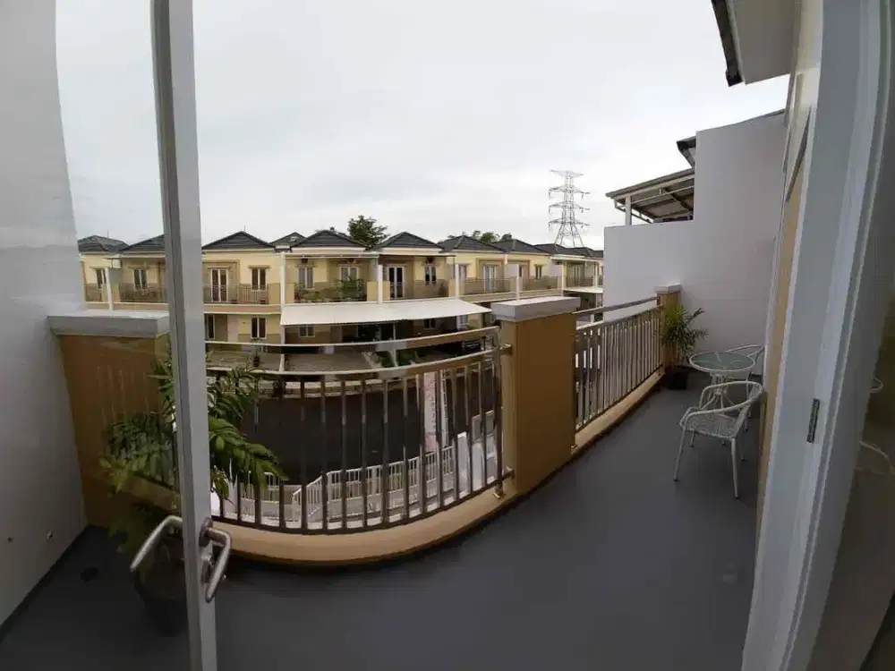 Jual Rumah Sakura Regency 3 Semi Furnish Incld 5 AC 4 KT