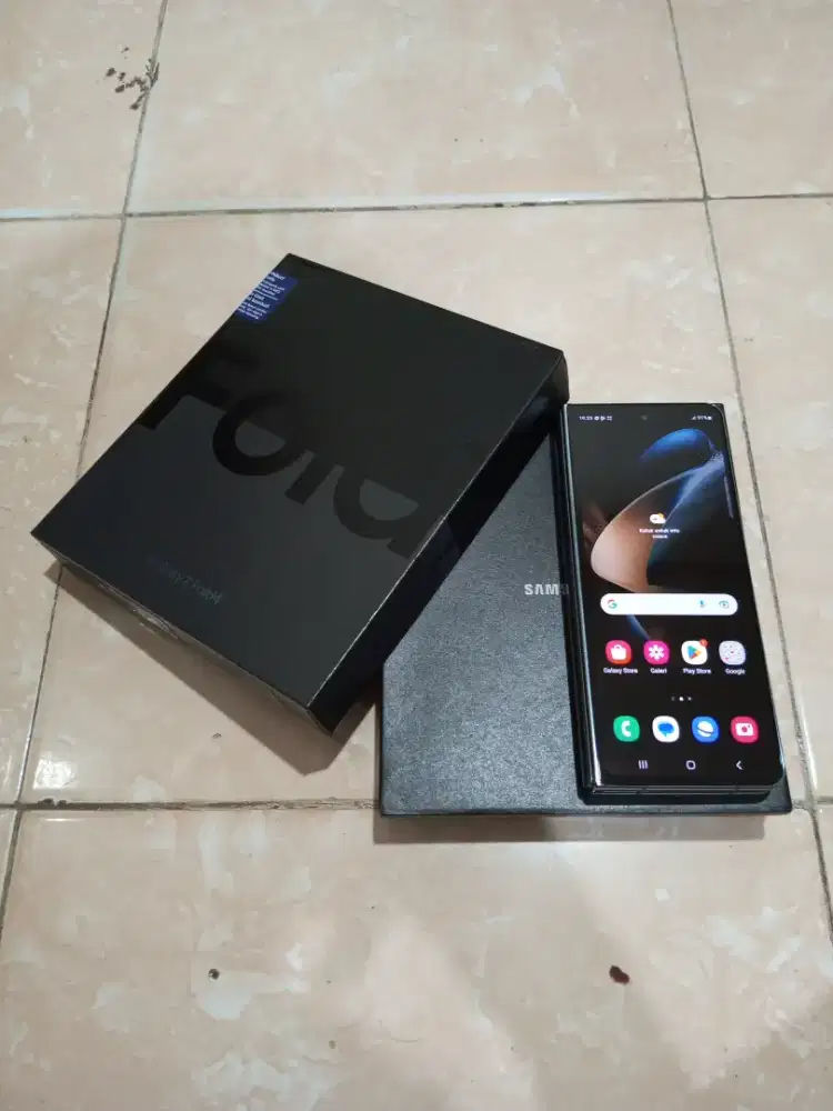Samsung z fold 4 5G 12/512 ex resmi grey green like new fullset ori