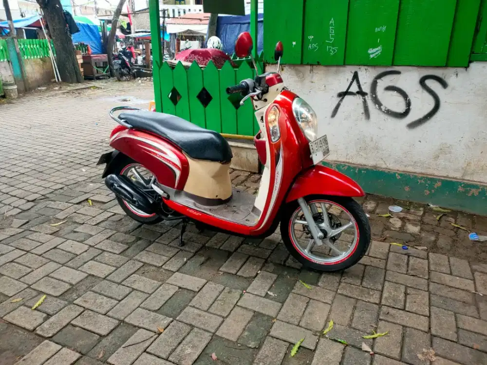 Honda Scoopy 110cc PGM-FI Tahun 2014