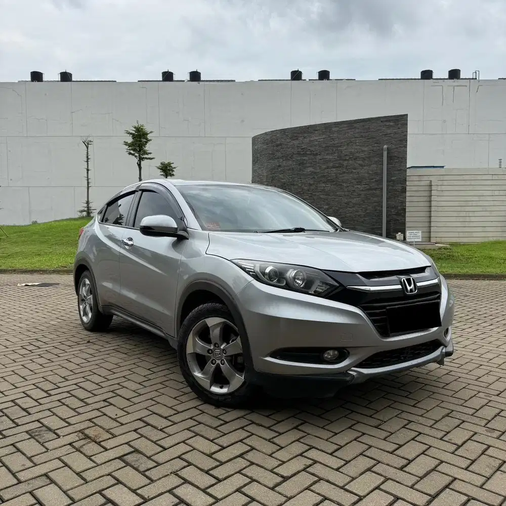 HRV E CVT 2017 Cuci Gudang