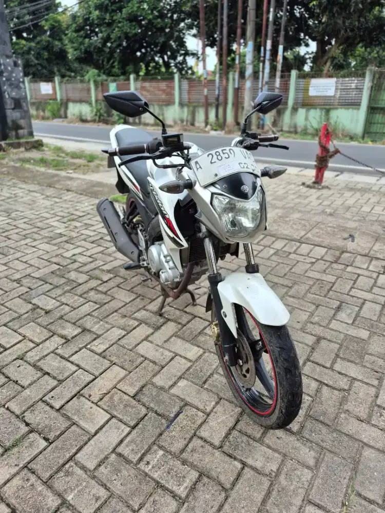 Dijual Yamaha Vixion tahun 2014 mesin bagus