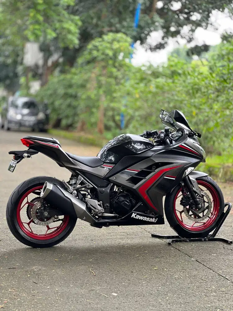 KM LOW! KAWASAKI NINJA 250 FI ABS LTD OLD GREY 2016 PAJAK ON SIAP GAS