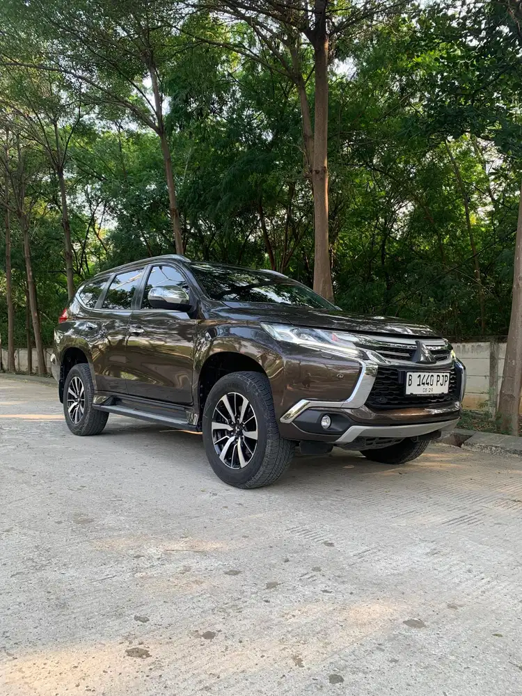 MITSUBISHI PAJERO DAKAR 2.4 DIESEL AT LOW KM 38RB