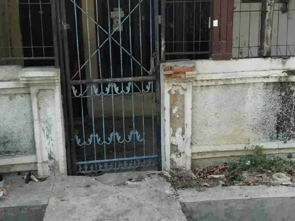 Dijual rumah butuh renovasi lokasi di
Semper Barat,Tg.Piok Jakarta Utara