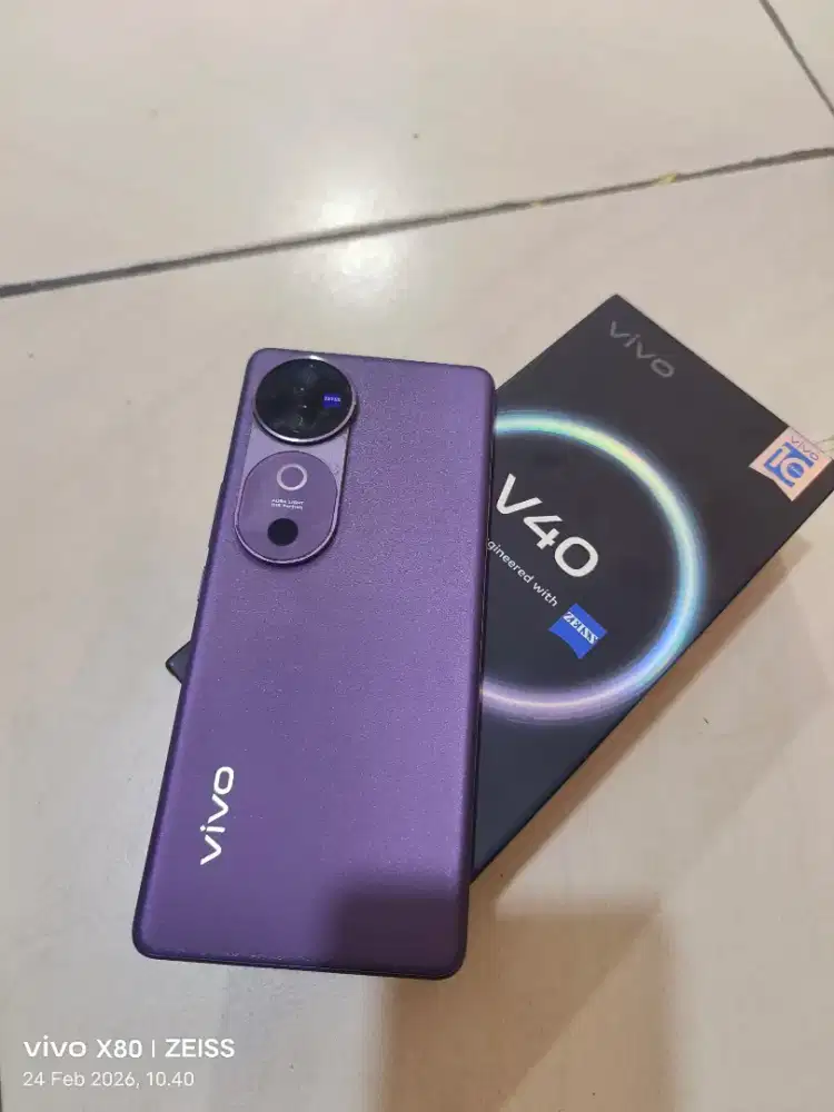 Vivo V40 5G Zeizz 12/256 Purple