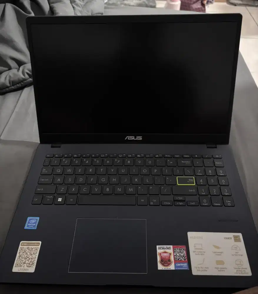 Laptop Asus E510