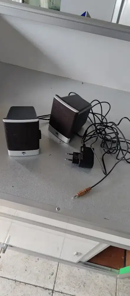 Speaker jbl  buat PC ,laptop,hp bisa