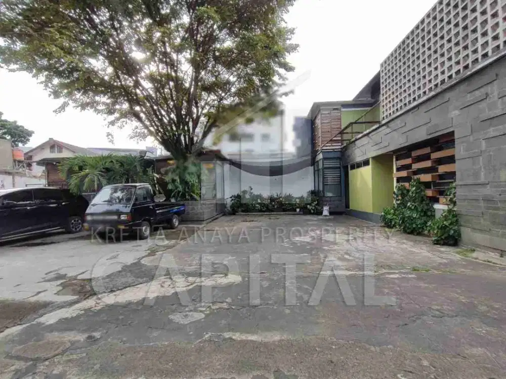 RUMAH + GUDANG MAINROAD JL. JAKARTA – SANGAT STRATEGIS