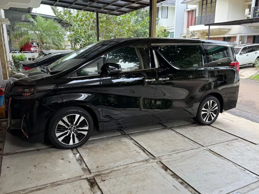 Alphard 2.5G 2021 Hitam