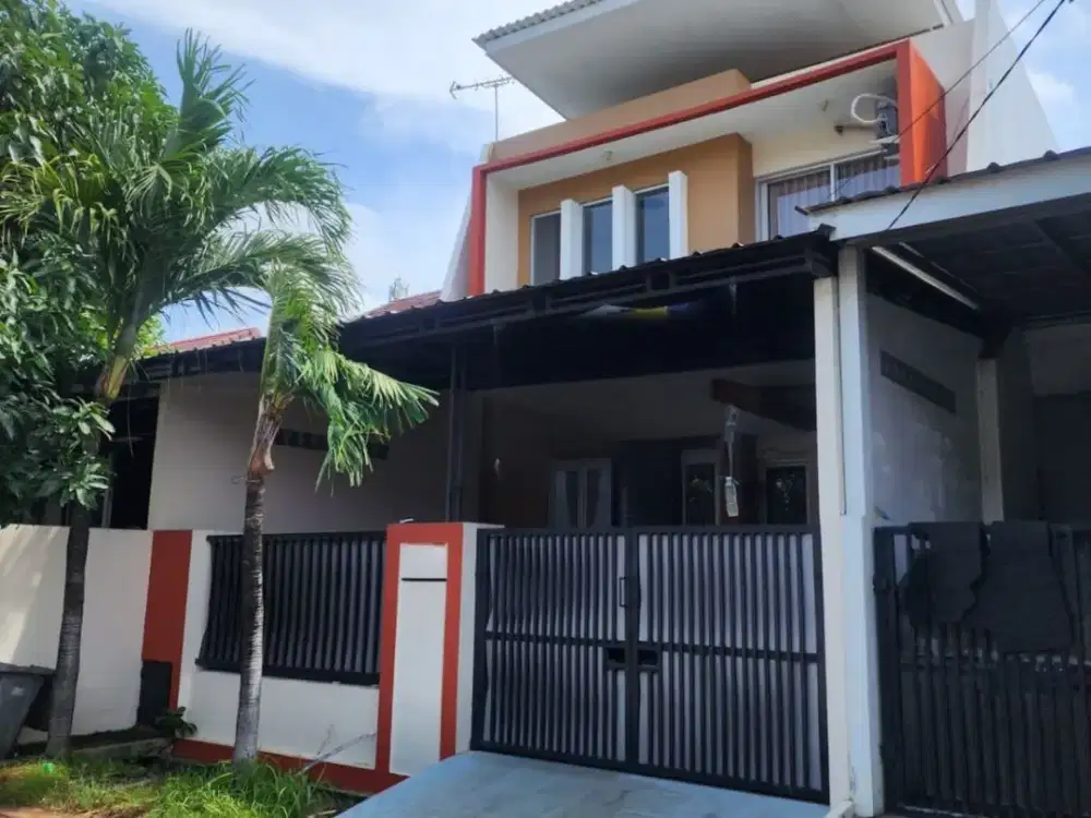 Rumah Rapi & Furnished Di Cluster Harapan Indah 2 Cocok untuk Keluarga Siap Dihuni (13737 OC)