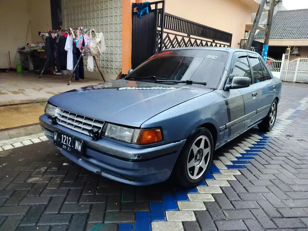 Mazda Interplay 1990 Bensin