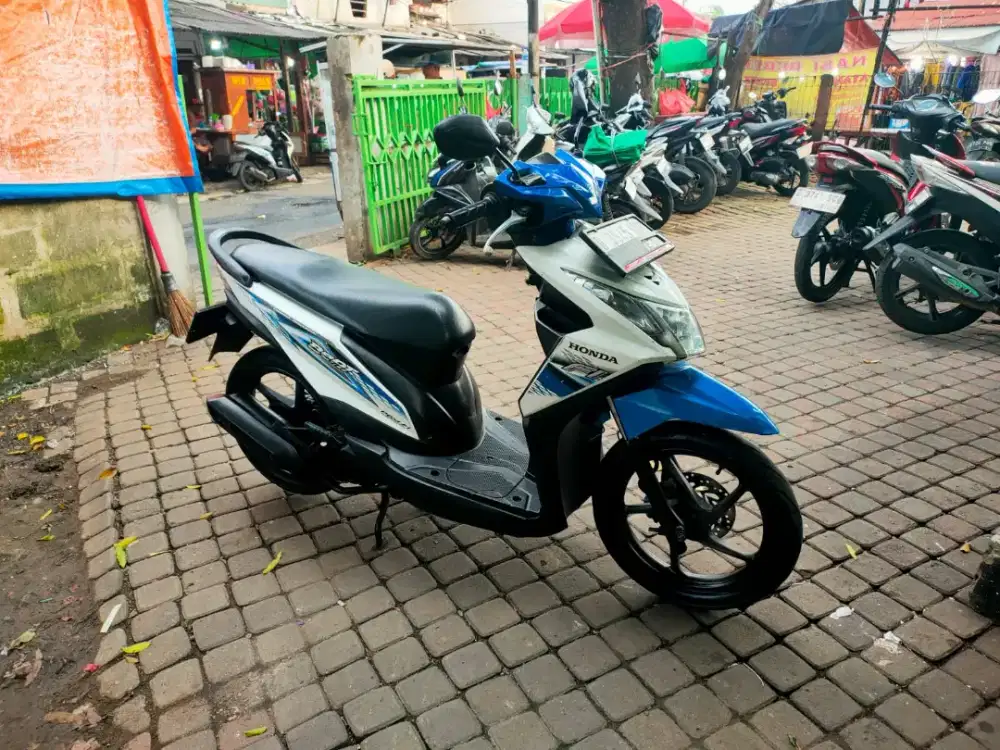 Honda Beat 110cc Pajak Hidup Tahun 2014
