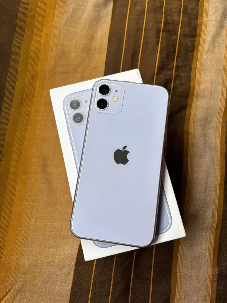 iPhone 11 128 GB Purple