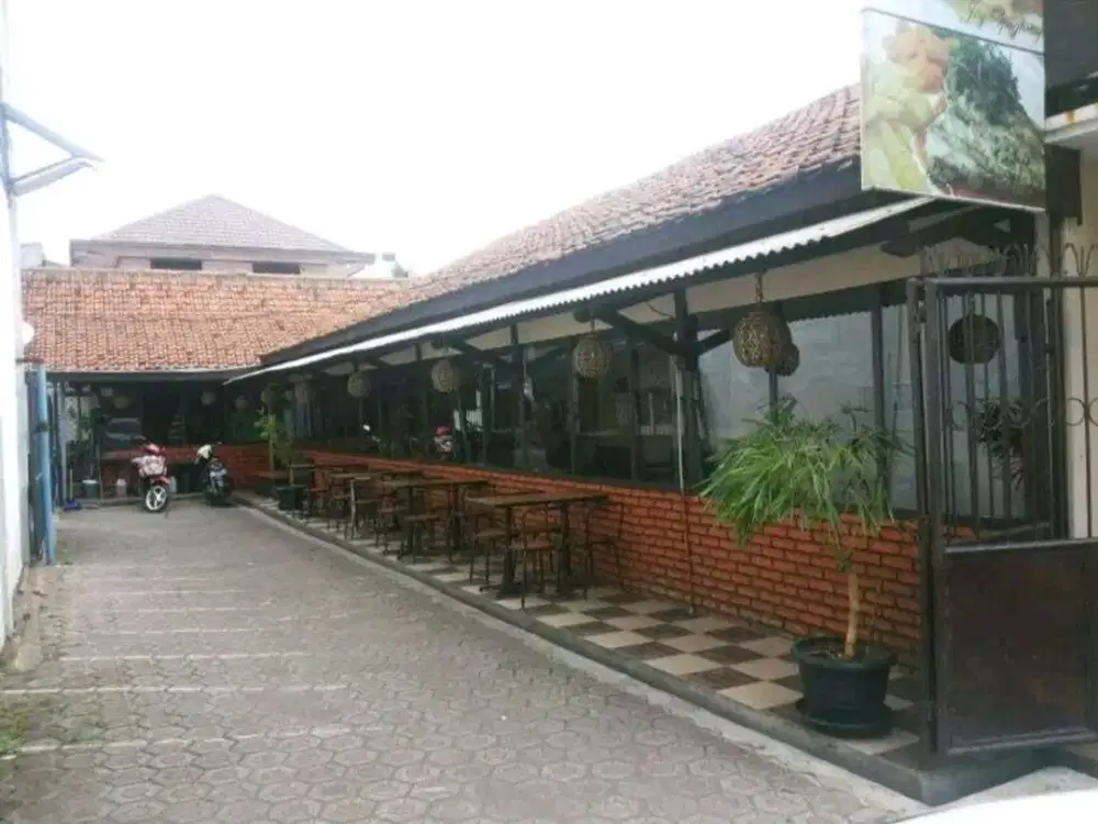 KOSTAN AKTIF DAN RUANG USAHA COCOK UNTUK KULINER SIAP PAKAI DI RAYA JATINANGOR