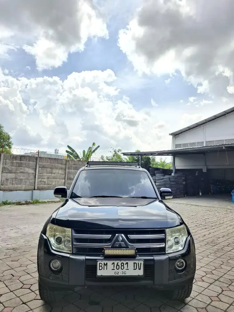 Pajero shogun 2008 exceed (4×4) matic. Km 112rb antik