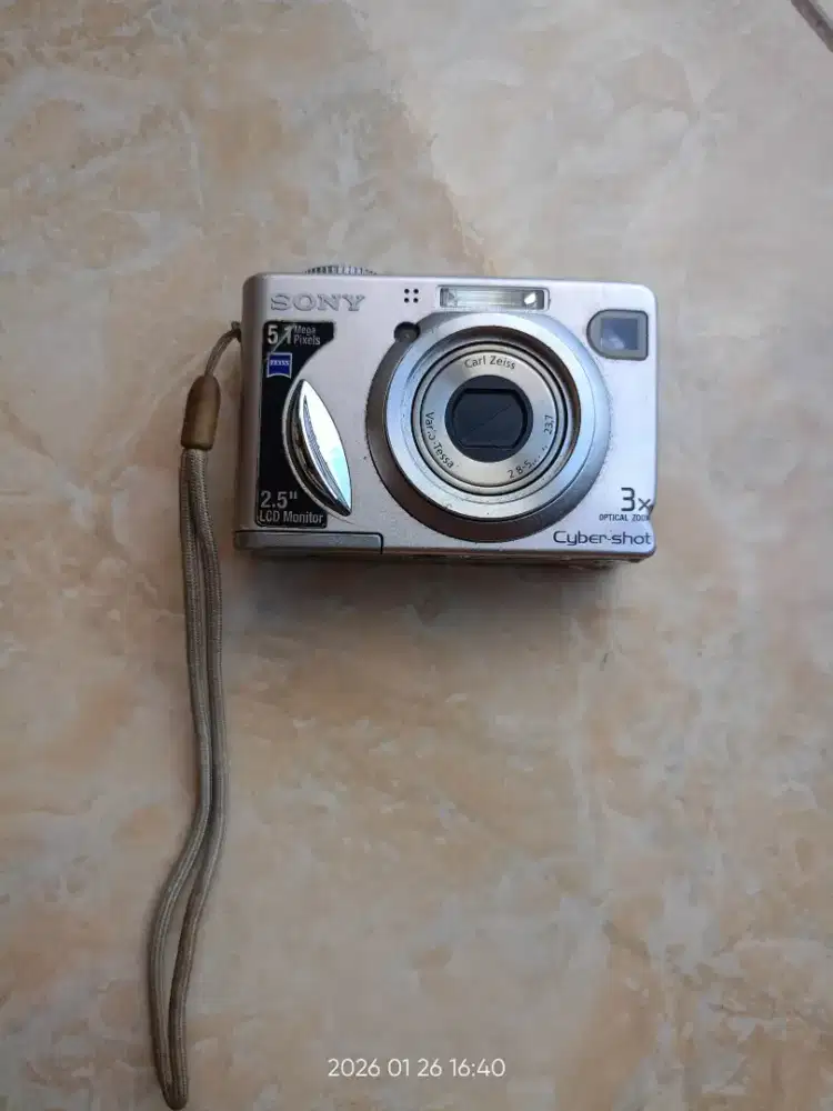 Kamera Sony Cybershot DSC-W5