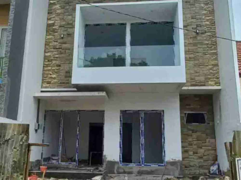 dijual rumah 2 lantai di bukit Palma Citraland Surabaya barat