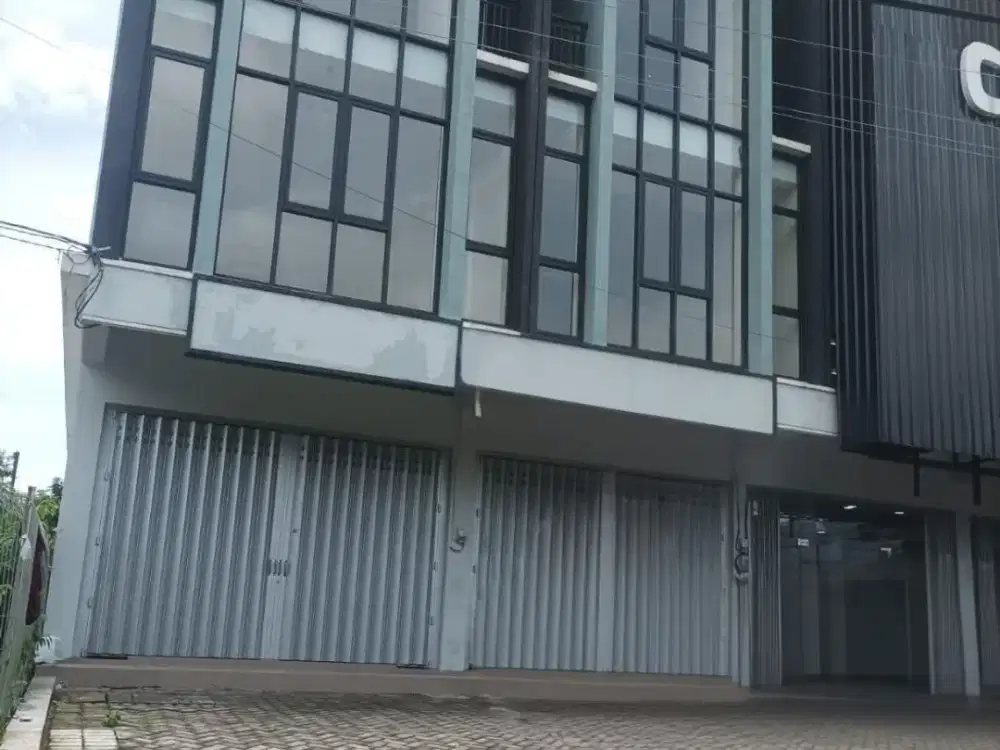 Dijual Raya Ruko Wiyung Strategis Siap Pakai