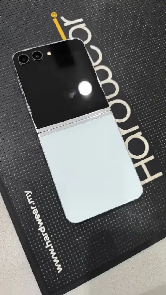 Samsung Z Flip 5 Mint Green 512gb