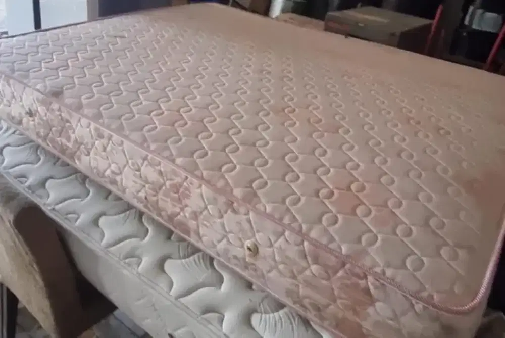 Spring bed Central 160x200